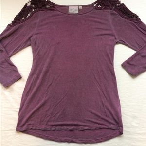 Red 3/4 Sleeve Lace Shoulder Top